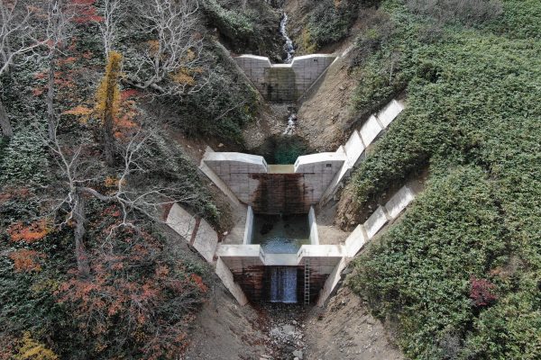 ペケレベツ川上流治山工事