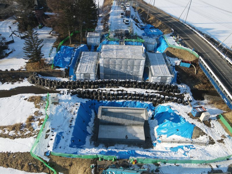 橋台・排水工-防寒養生