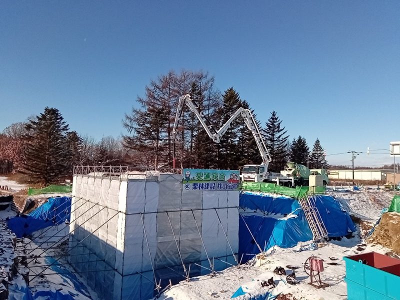 橋台工-コンクリート打設