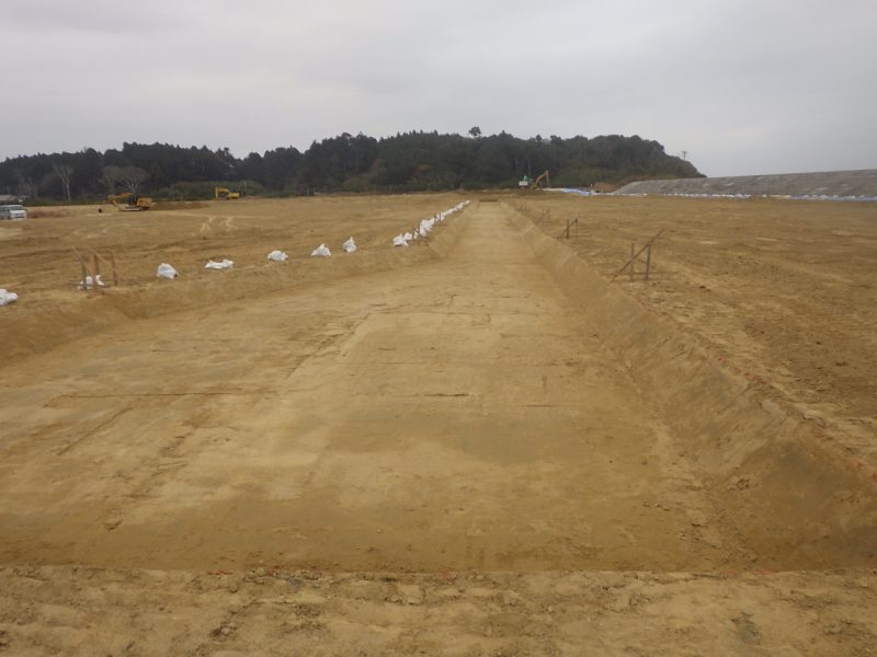 管理道 床掘り完了